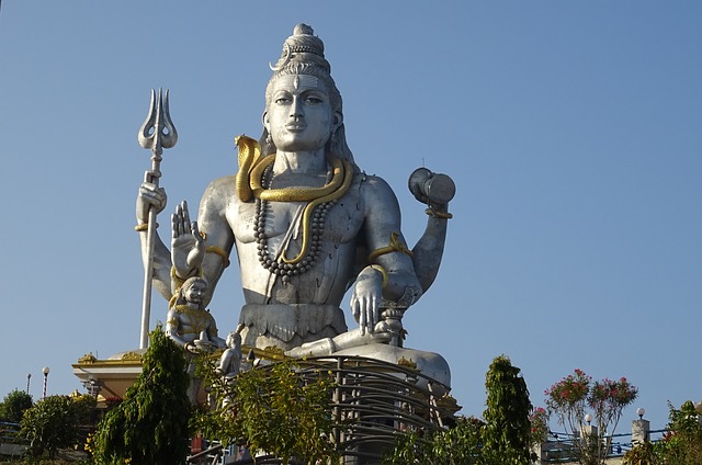 hoe werd Lord Shiva geboren