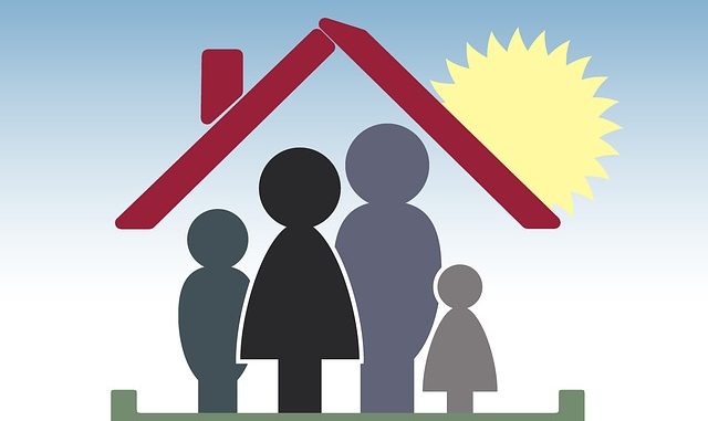 family-2057301_640 buy a term insurance plan