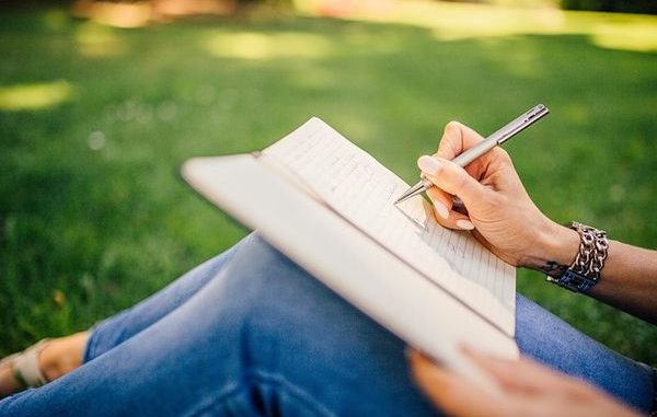 writing-923882_640-1