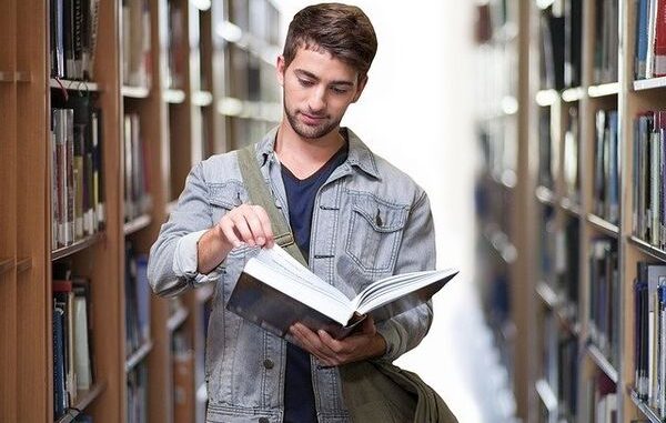 student-3500990_640-1-1