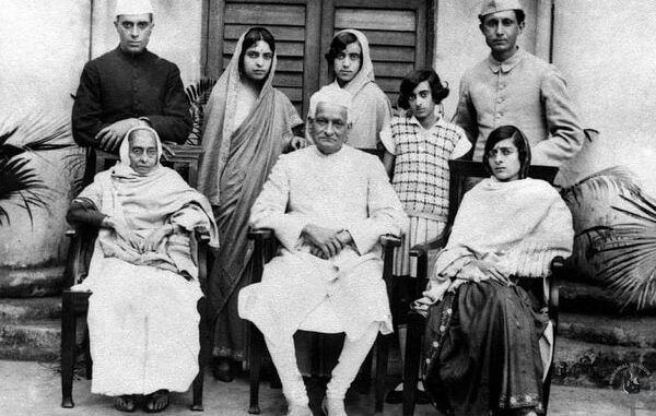 No, Moti Lal Nehru Didn't Have 5 Wives as Propagated on WhatsApp