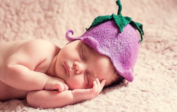 newborn-1328454_640 (1) baby & pregnant women