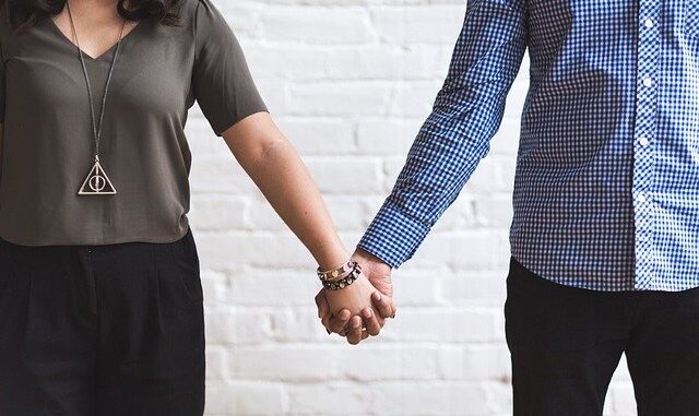 couple-2424928_640 love jihad law - representational image