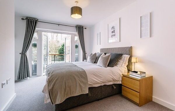 bedroom-5772286_640 (1) feng shui bedroom